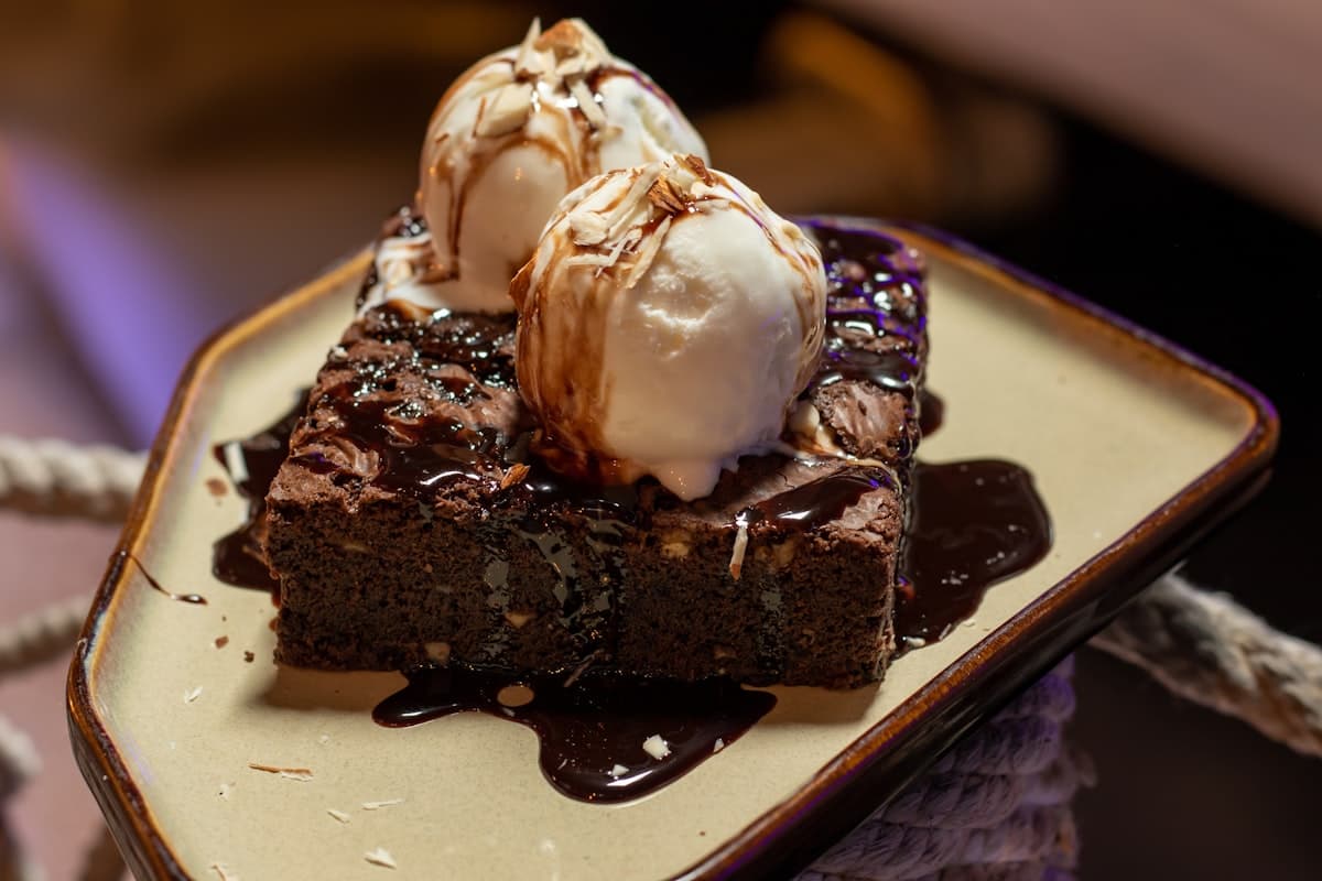 Chocolate cake with white icing